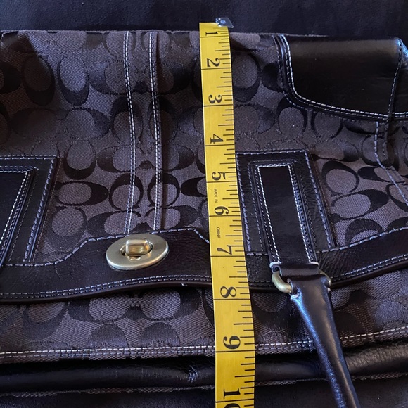 Coach shoulder bag - Picture 2 of 6